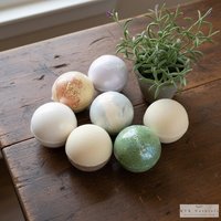 Mistletoe Bath Bomb - Organic, All Natural Fizzy Treat