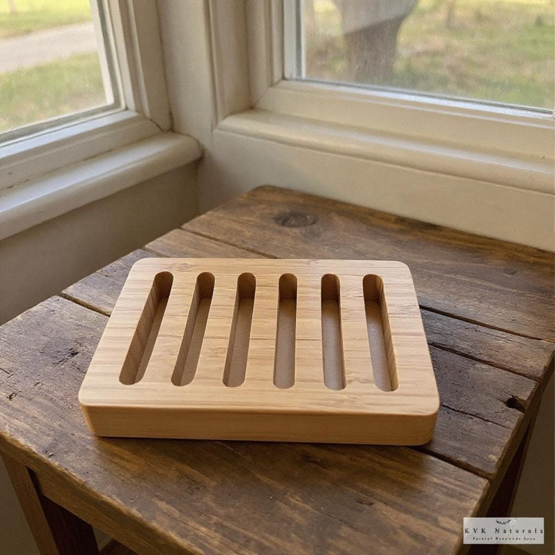 Eco-Friendly Bamboo Wood Soap Dish: Soap Saver with Non-Slip Pads